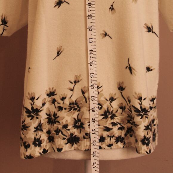 VTG Sag Harbor Floral Print Short Sleeve Sweater Size Large Cream Black - Picture 4 of 9